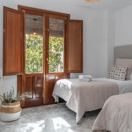 Apartment Tuguest San Anton Ii Granada